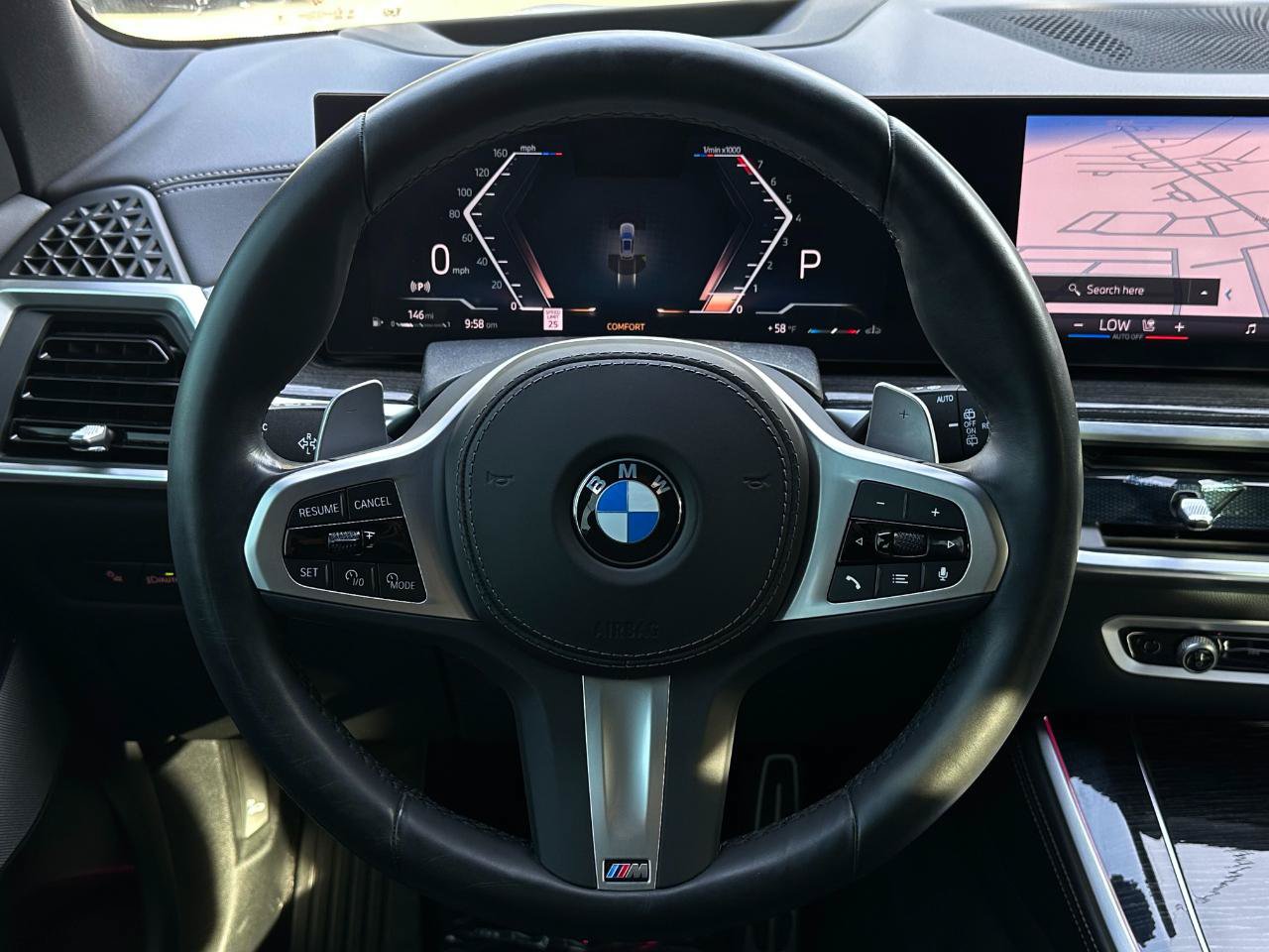 Used 2025 BMW X5 xDrive40i w/ M Sport Package AWD/4WD image 16