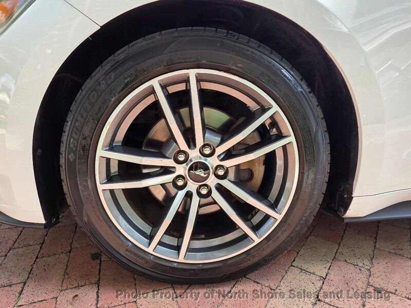 Used 2015 Ford Mustang Premium image 18