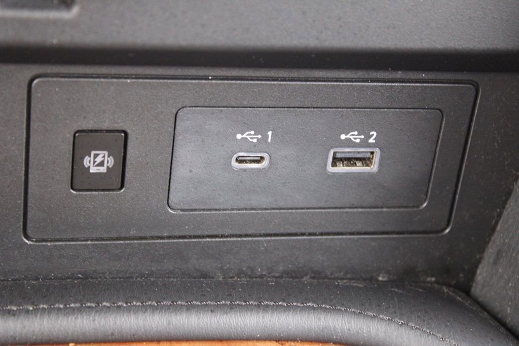 Used 2023 Nissan Armada SL image 44