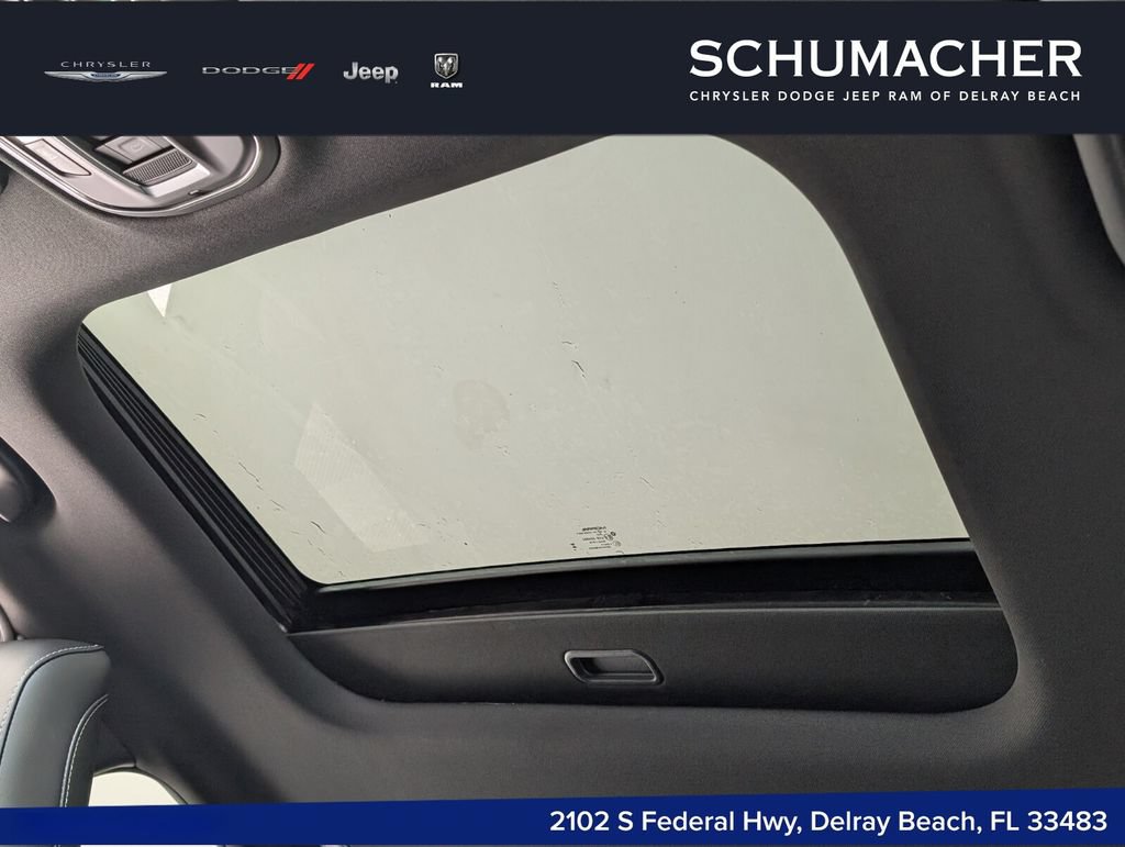 New 2025 Jeep Grand Cherokee L Altitude RWD image 11