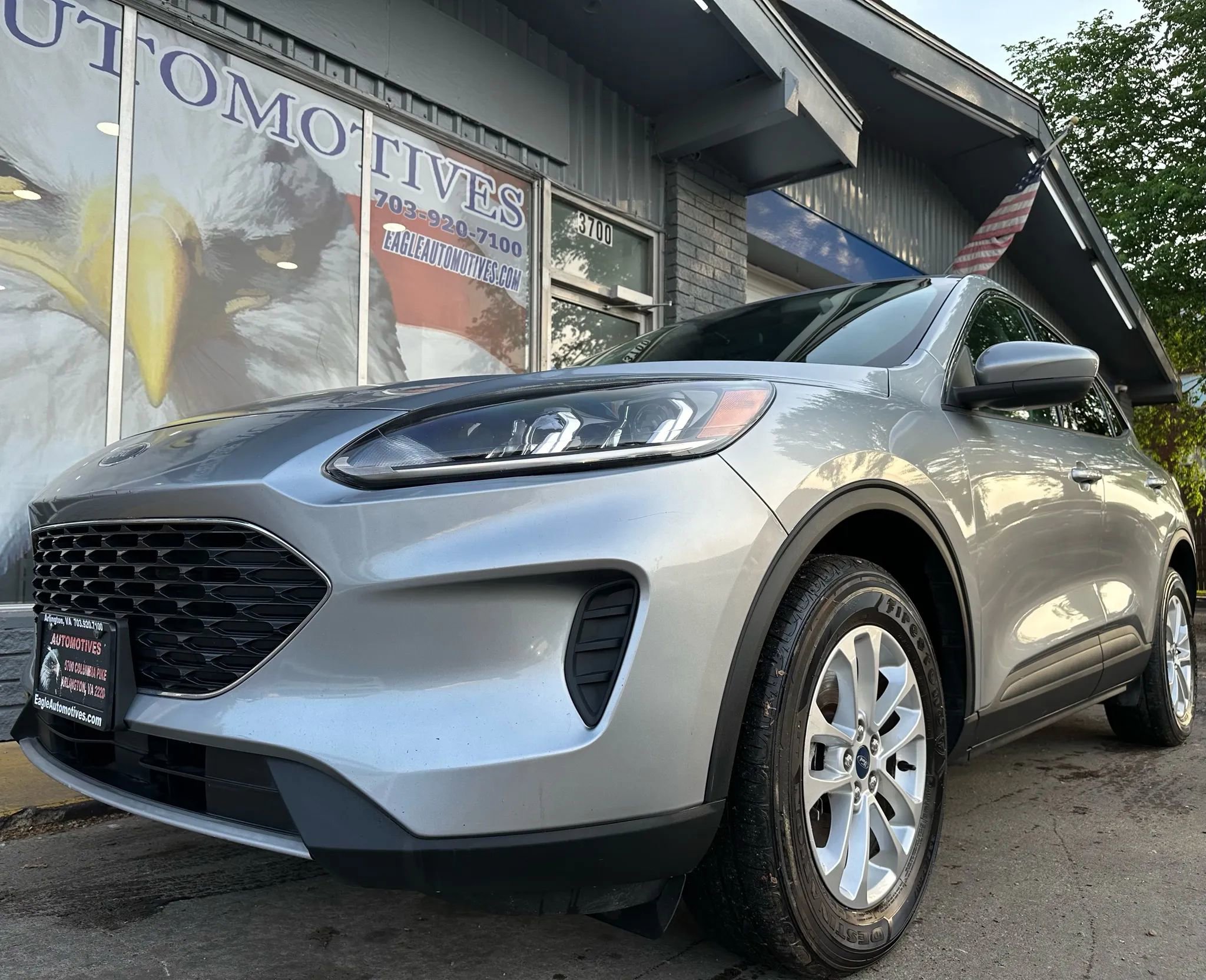 Used 2021 Ford Escape SE w/ Cold Weather Package image 7