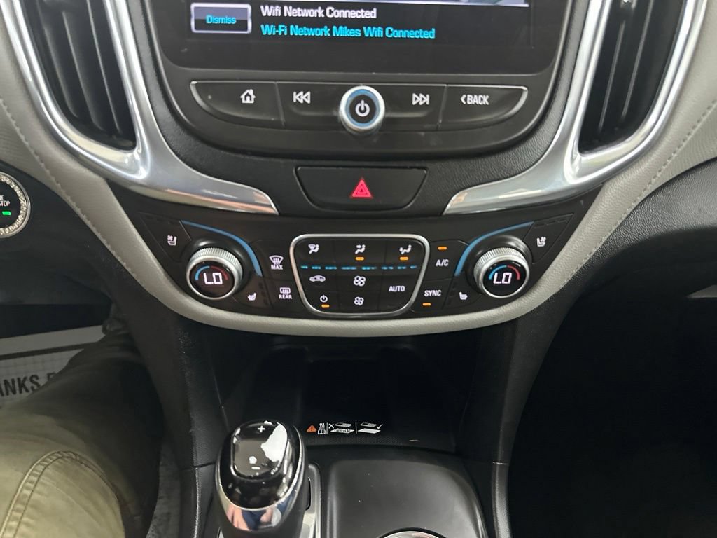 Used 2018 Chevrolet Equinox Premier AWD/4WD image 50