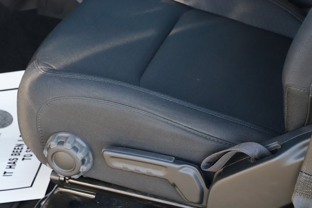 Used 2023 Jeep Gladiator Sport image 15