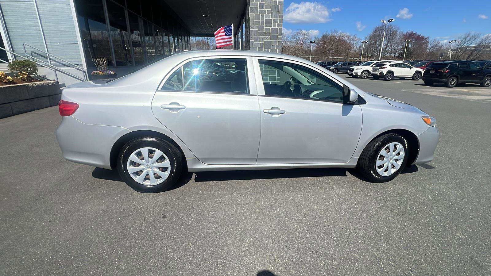 Used 2010 Toyota Corolla LE FWD image 8