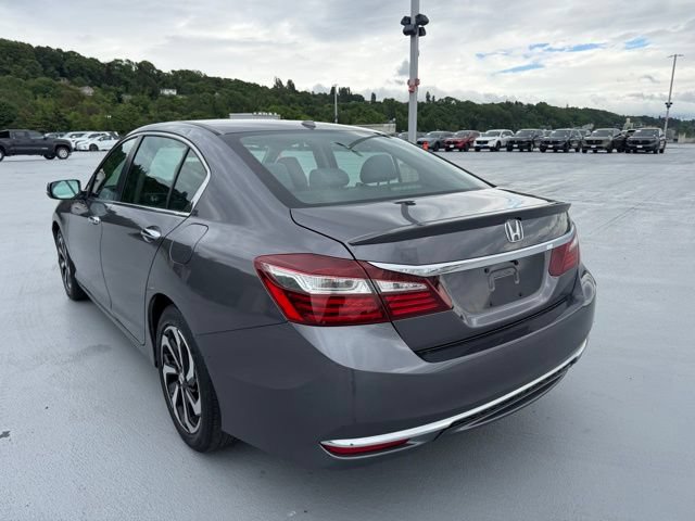Used 2017 Honda Accord EX image 5