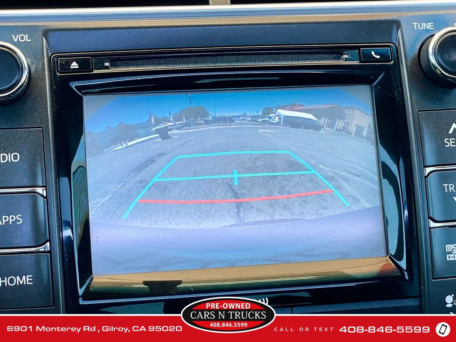 Used 2017 Toyota Camry XSE FWD image 19