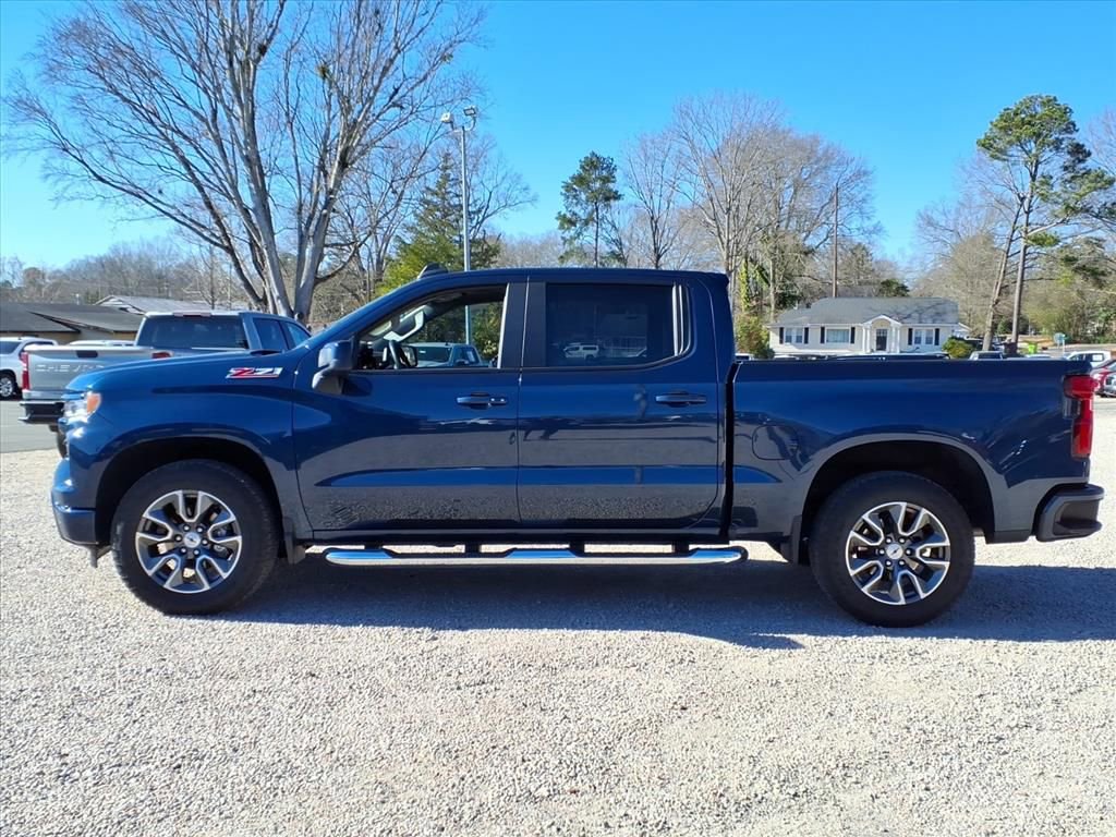 Used 2022 Chevrolet Silverado 1500 RST image 4