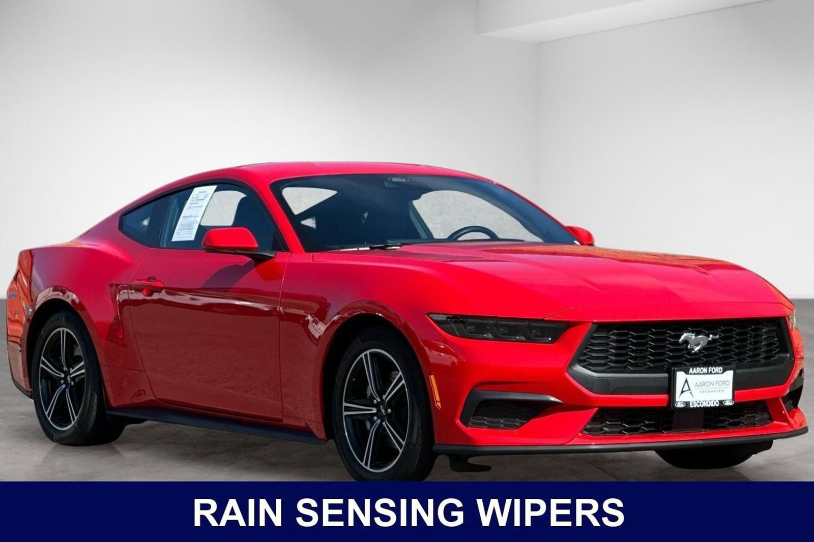 Used 2025 Ford Mustang Coupe RWD image 8