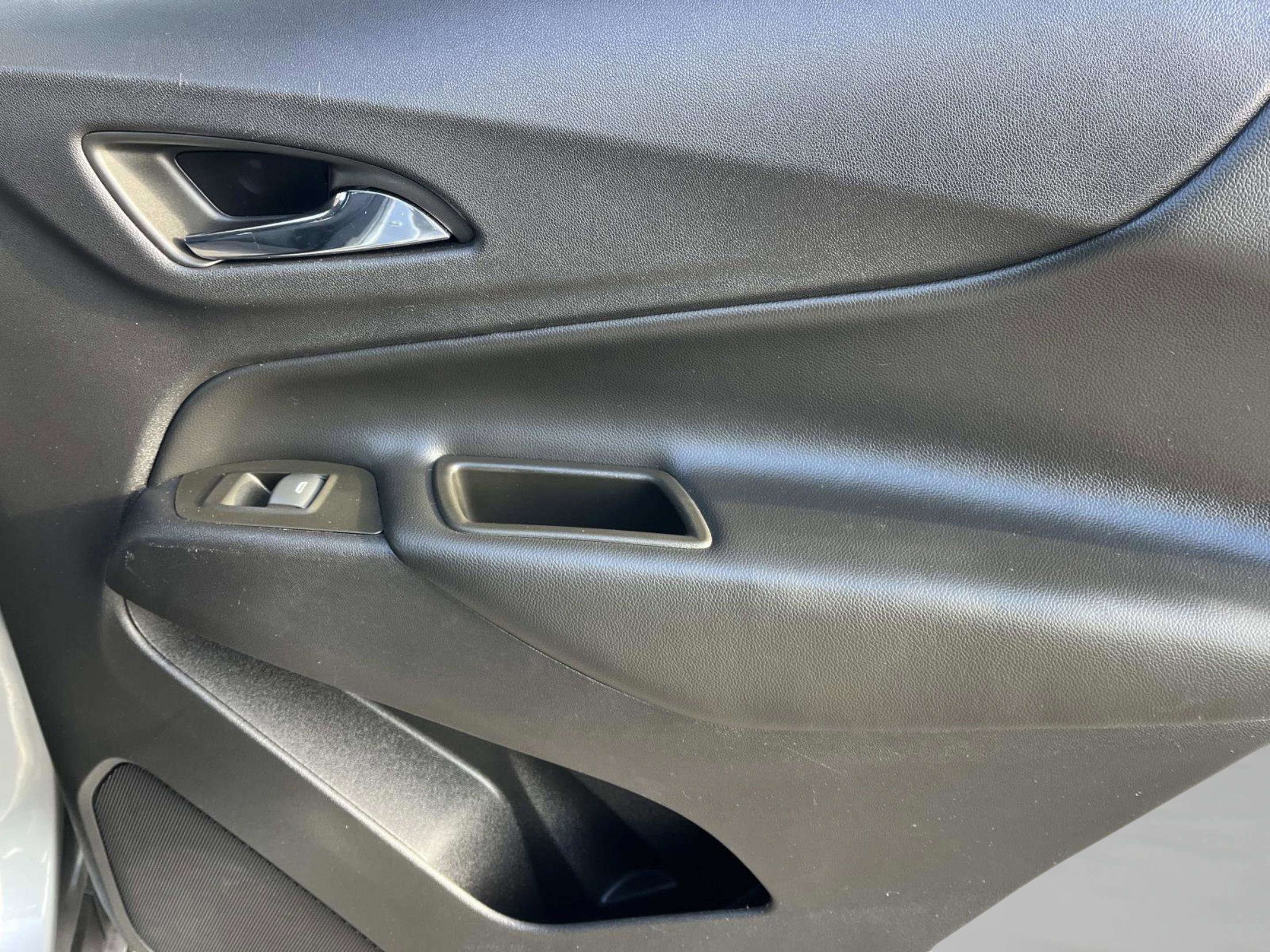 Used 2023 Chevrolet Equinox LT image 22