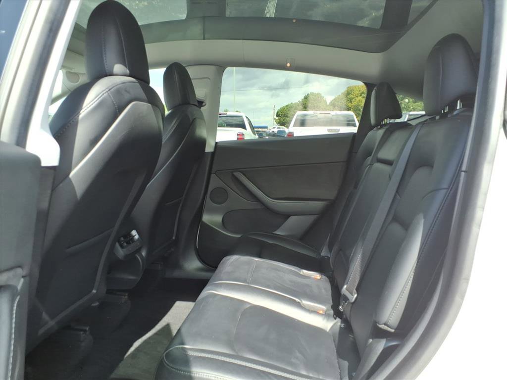 Used 2021 Tesla Model Y Long Range image 21