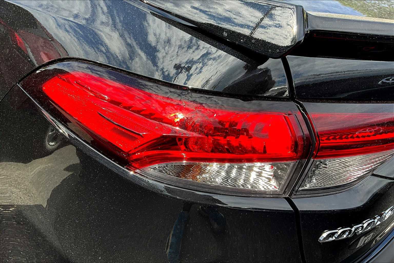 New 2025 Toyota Corolla SE image 14