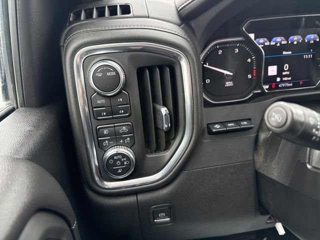 Used 2023 GMC Sierra 3500 Denali w/ Denali Ultimate Package image 25