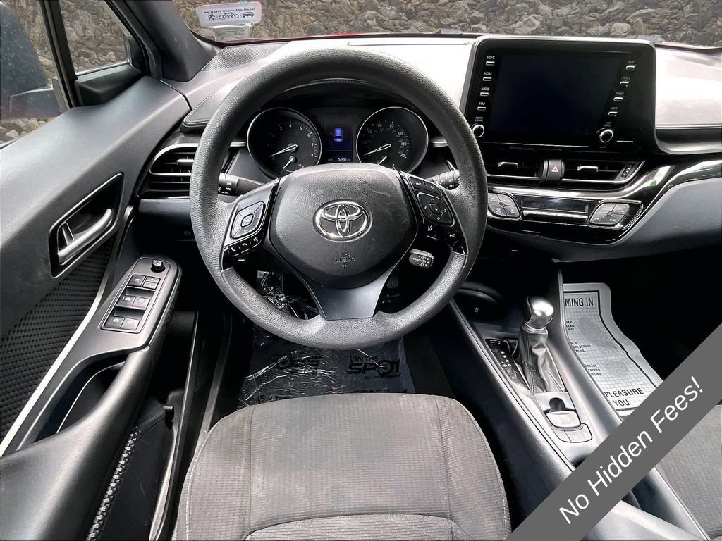 Used 2019 Toyota C-HR LE FWD image 5