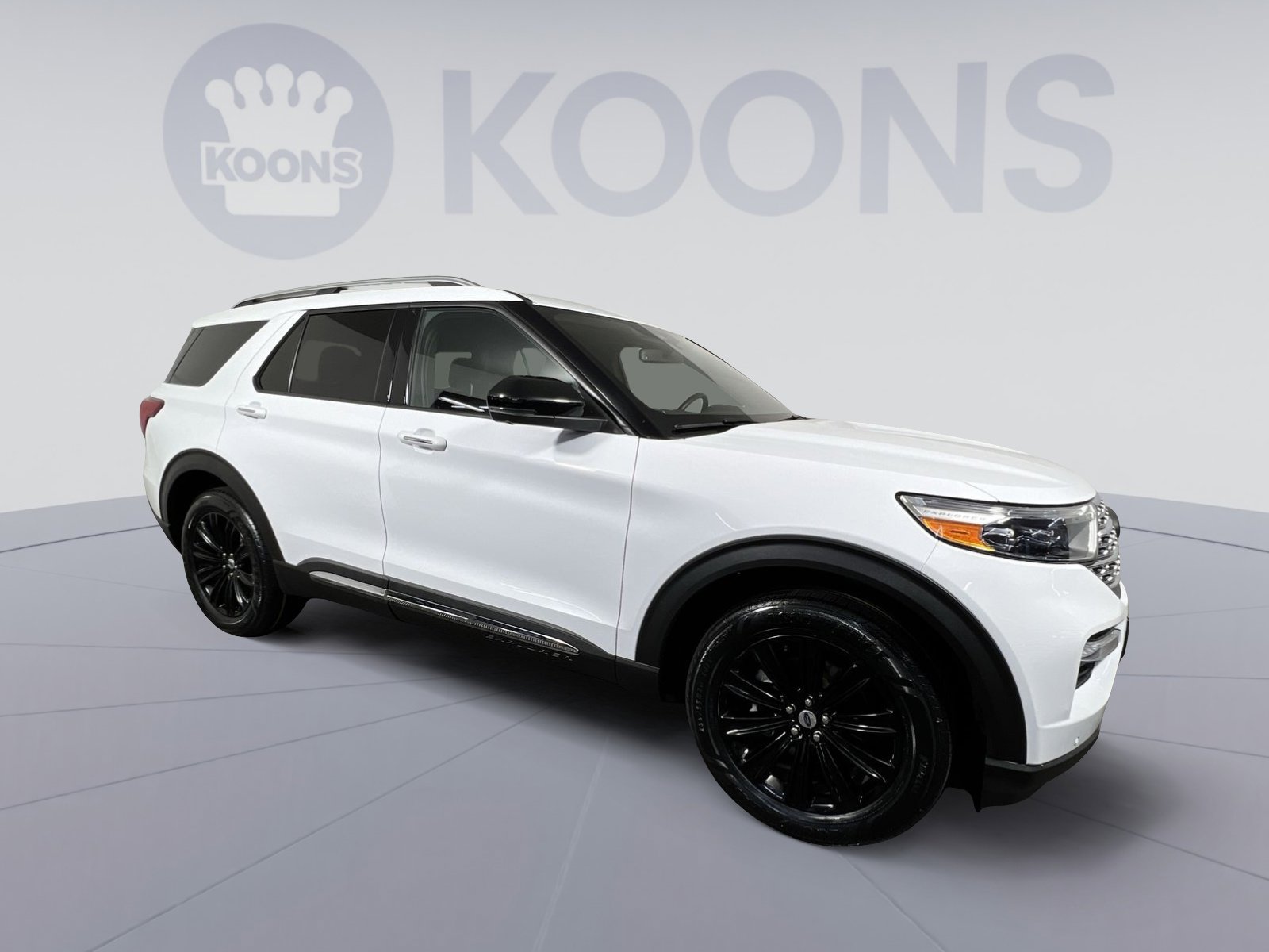 Used 2020 Ford Explorer Limited AWD/4WD image 2