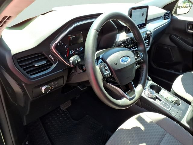 Certified 2022 Ford Escape SE w/ Cold Weather Package AWD/4WD image 16