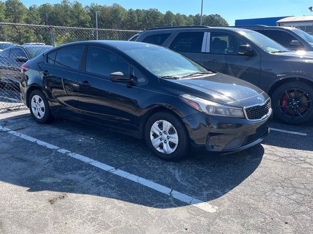 Used 2017 Kia Forte LX FWD image 1