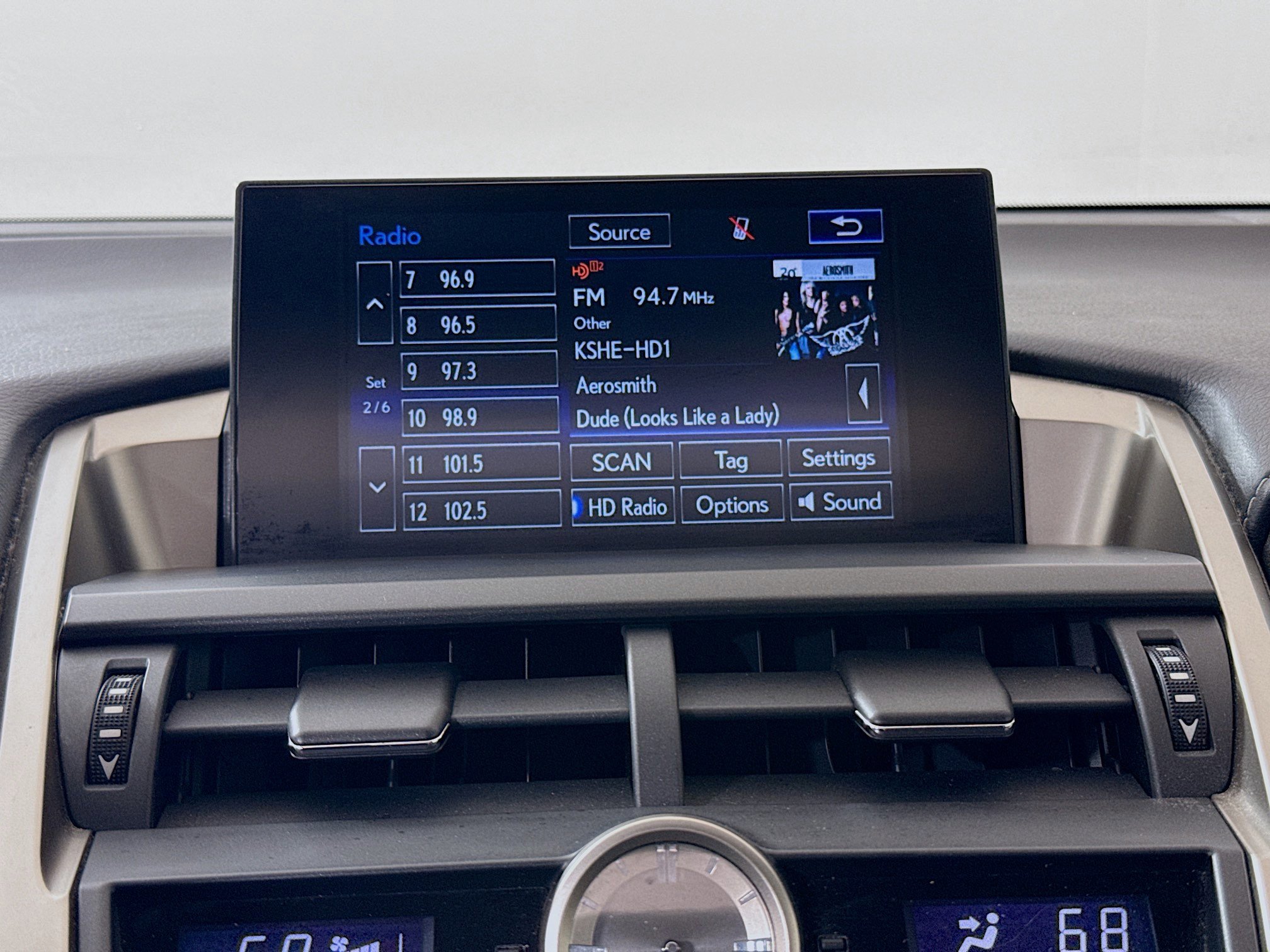 Used 2015 Lexus NX 200t F Sport w/ Navigation System Package AWD/4WD image 15