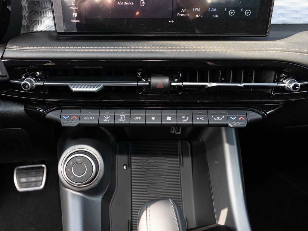 New 2026 Alfa Romeo Tonale w/ Black Premium Package image 35