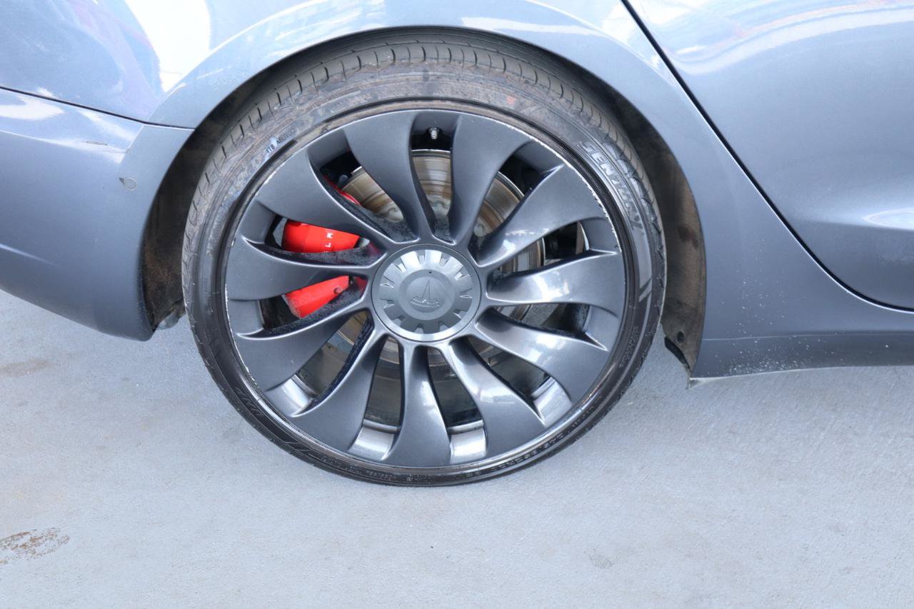 Used 2022 Tesla Model 3 Performance AWD/4WD image 5