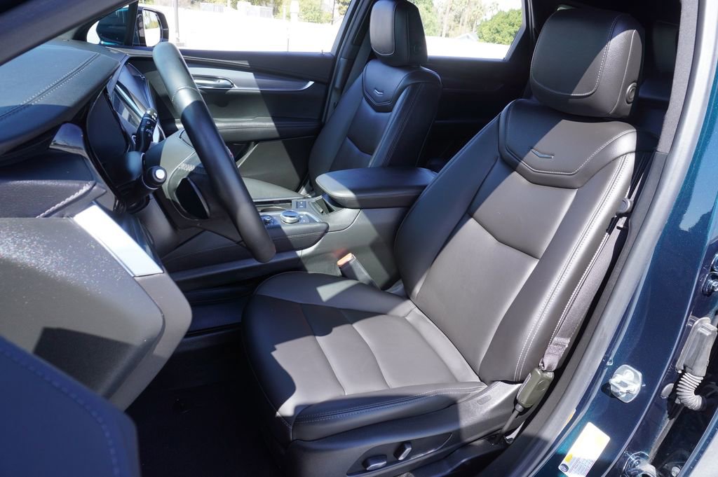 Certified 2024 Cadillac XT5 Luxury image 13