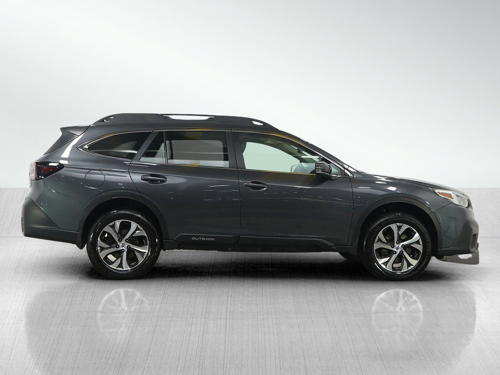Used 2020 Subaru Outback Limited image 6