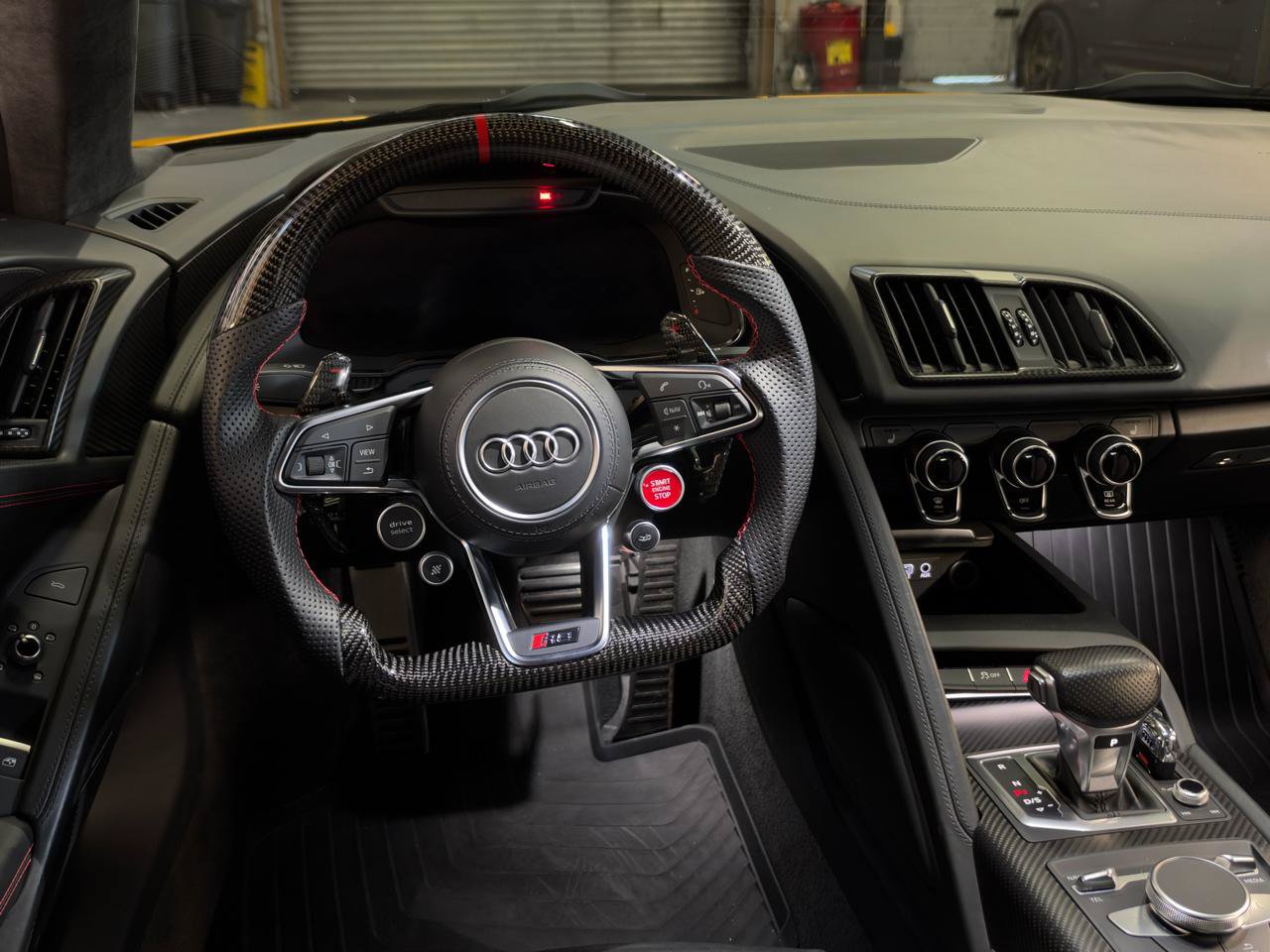 Used 2017 Audi R8 V10 plus AWD/4WD image 23
