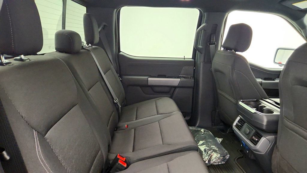 Used 2025 Ford F150 XLT w/ Equipment Group 302A MID AWD/4WD image 22