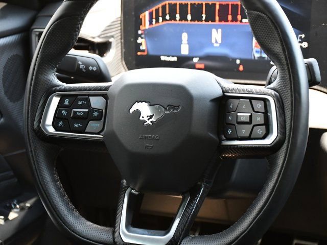 Used 2025 Ford Mustang GT Premium RWD image 27