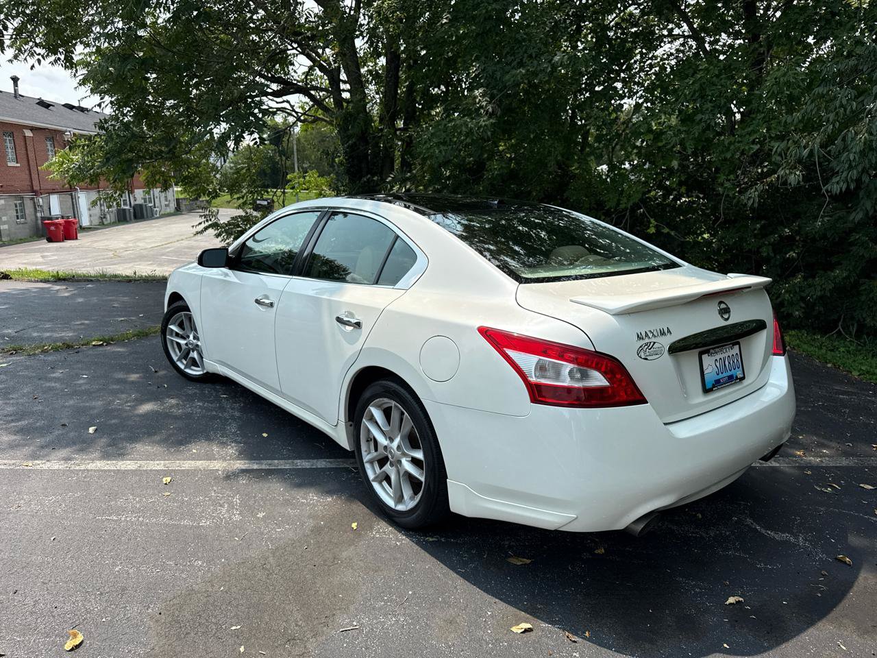 Used 2010 Nissan Maxima 3.5 SV w/ Premium Pkg FWD image 5