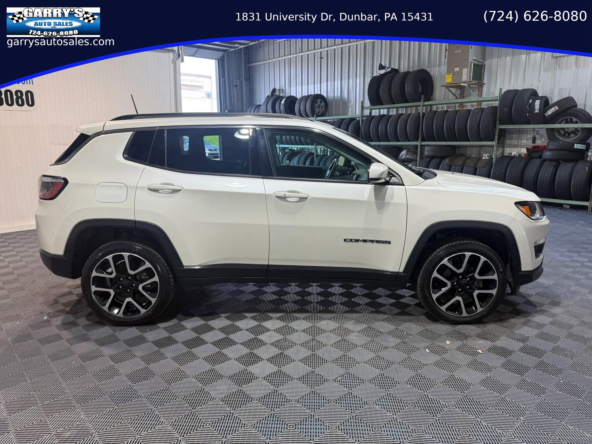 Used 2017 Jeep Compass Limited AWD/4WD image 4