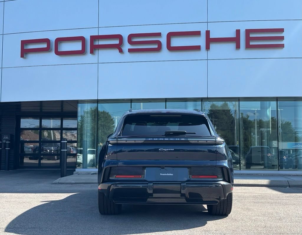 New 2026 Porsche Cayenne Electric AWD/4WD image 9