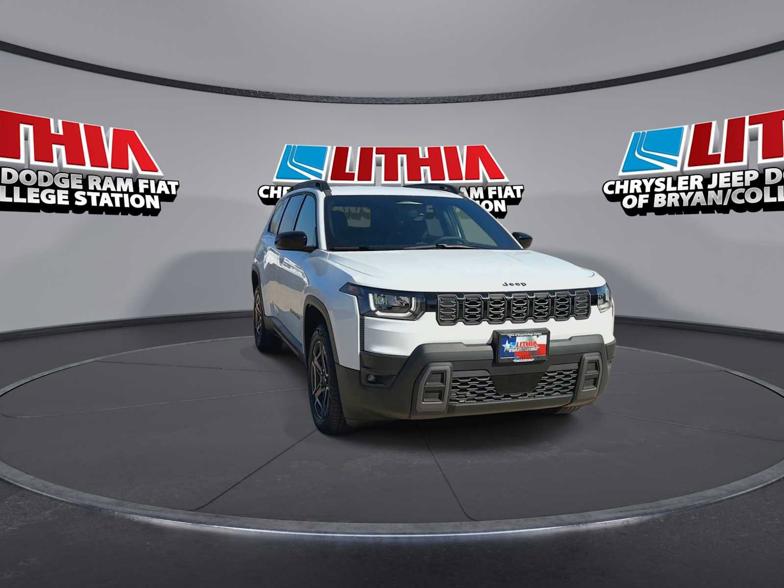 New 2026 Jeep Cherokee Laredo image 2