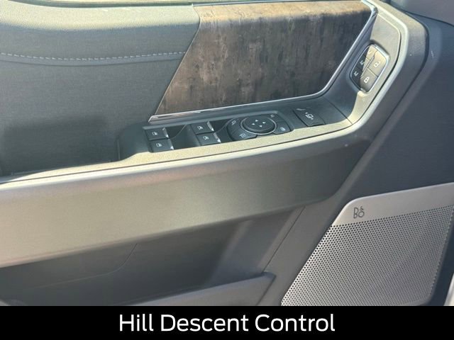 New 2025 Ford F350 Lariat w/ Lariat Ultimate Package image 13