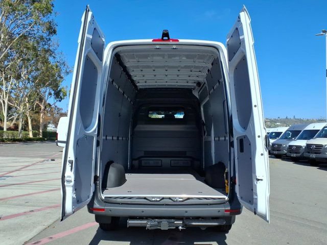 New 2026 Mercedes-Benz Sprinter 2500 image 21
