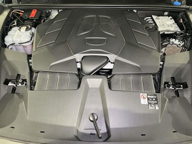 Certified 2025 Porsche Cayenne image 24