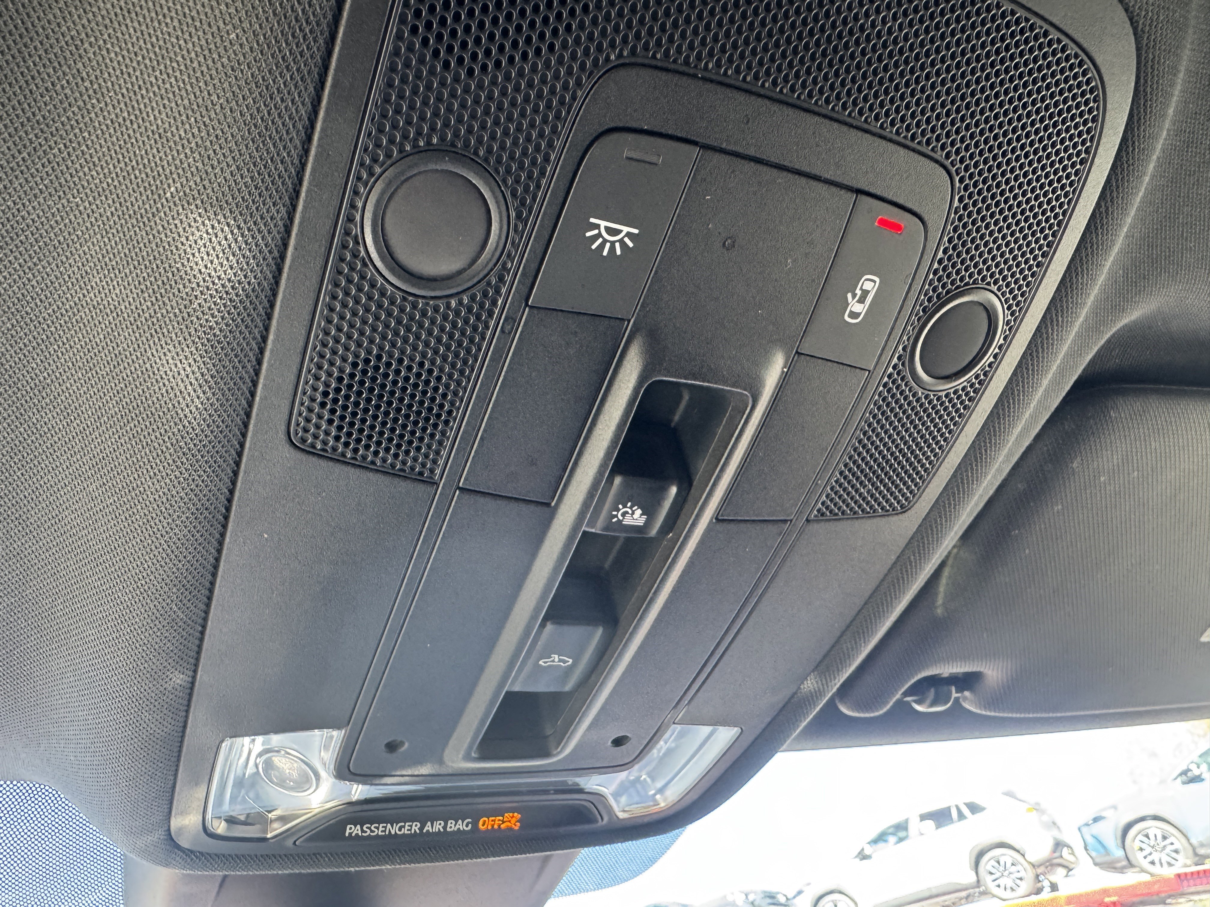 Used 2020 Audi Q3 2.0T Prestige w/ Prestige Package image 32