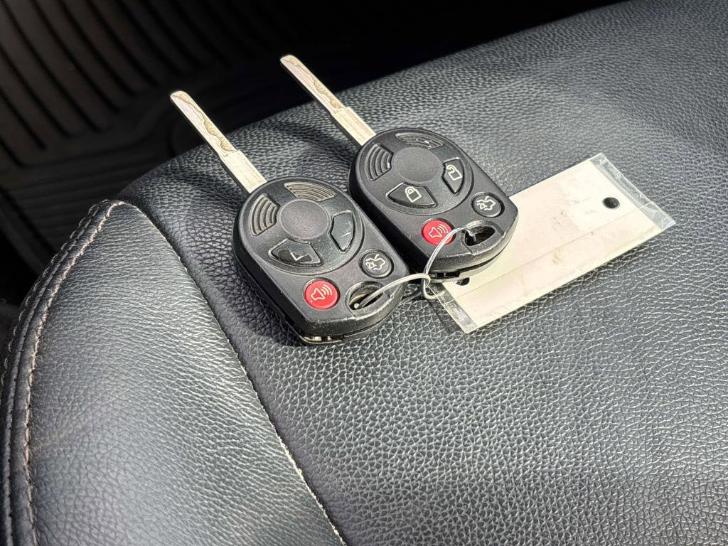 Used 2018 Ford Focus SE w/ SE Appearance Package image 27