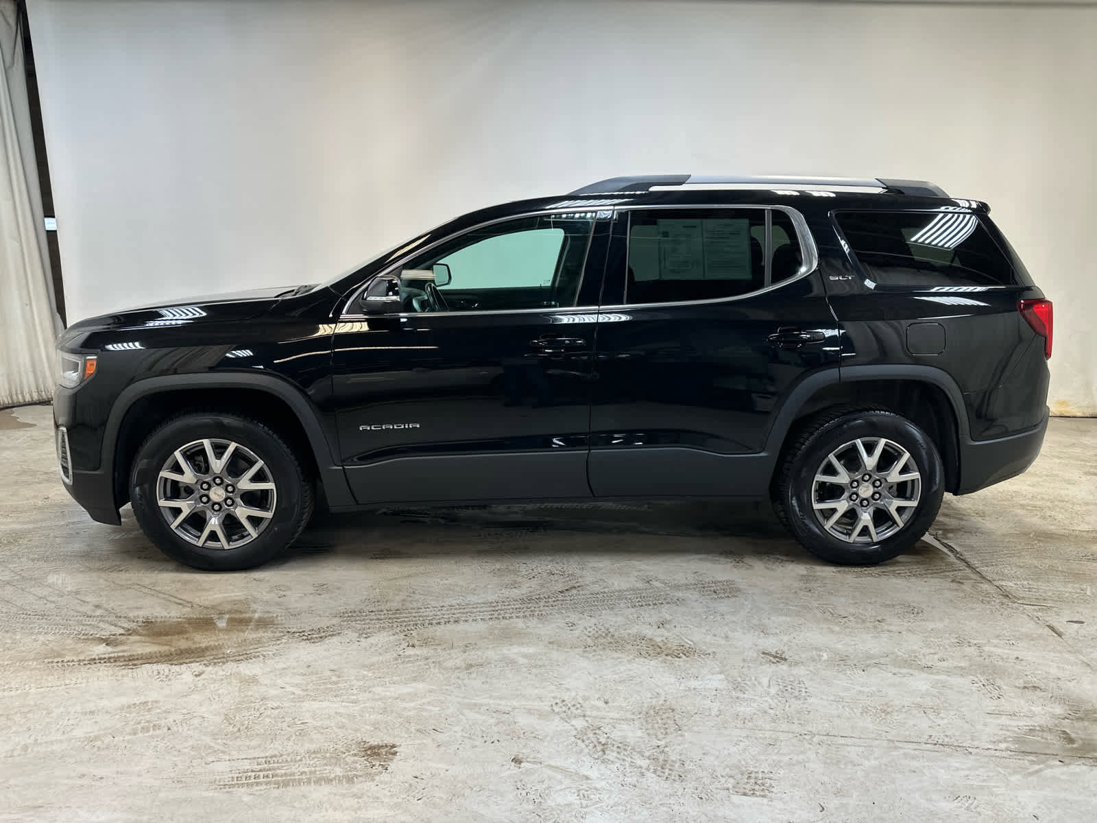 Certified 2021 GMC Acadia SLT w/ Premium Package image 10