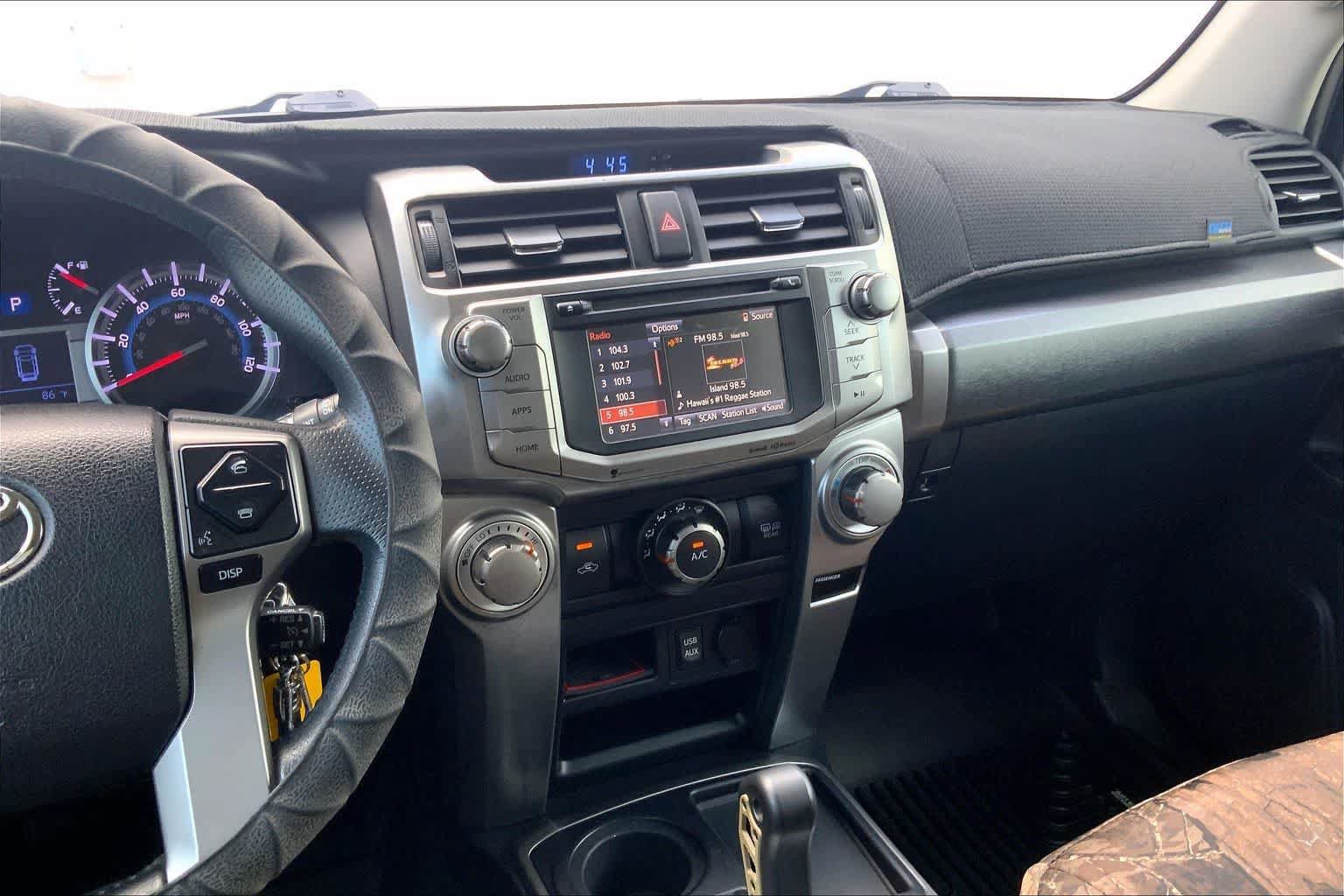 Used 2016 Toyota 4Runner SR5 RWD image 15