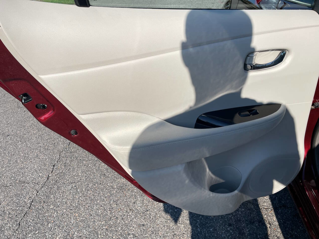 Used 2016 Nissan Leaf SV image 19