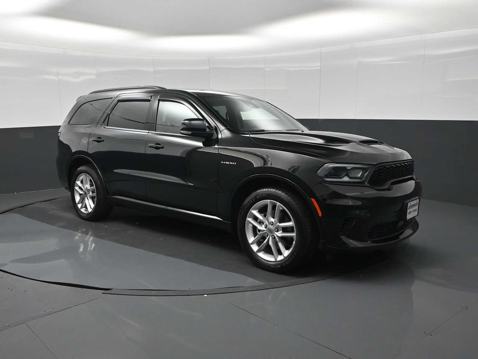 Used 2023 Dodge Durango R/T AWD/4WD image 2
