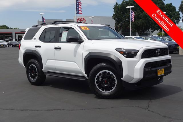 Certified 2025 Toyota 4Runner TRD Off-Road Premium w/ Tow Technology Package AWD/4WD image 6