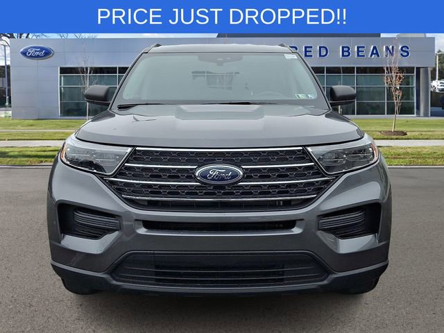 Certified 2022 Ford Explorer XLT w/ Class IV Trailer Tow Package image 3