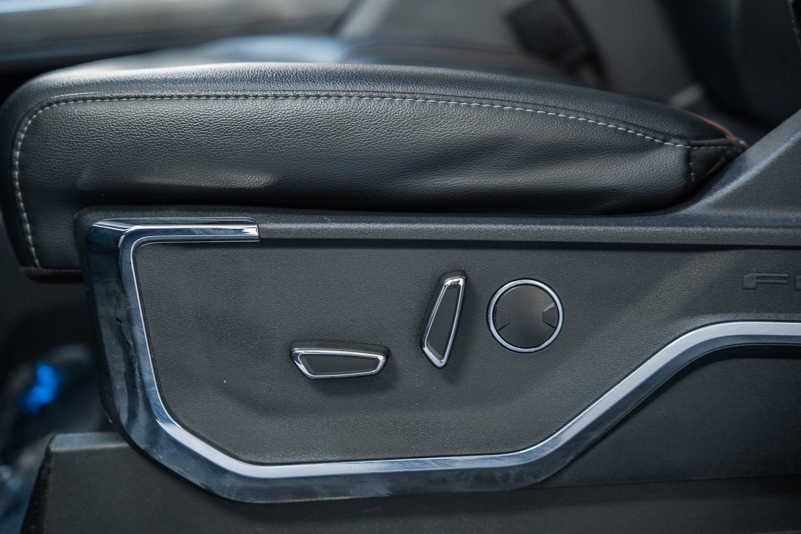 Certified 2023 Ford F150 Lariat w/ Equipment Group 502A High image 47