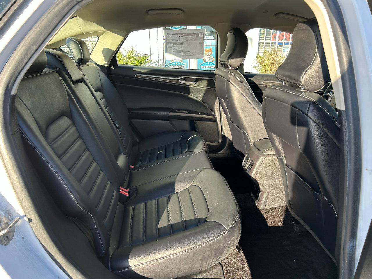 Used 2018 Ford Fusion SE w/ Equipment Group 602A image 13
