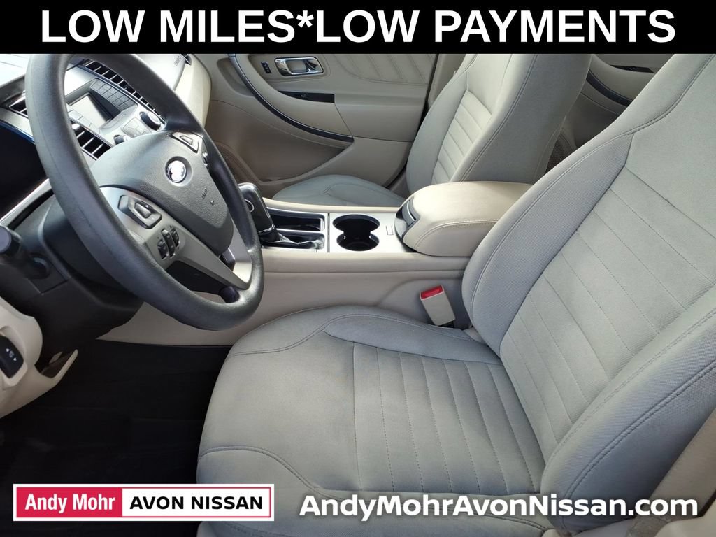 Used 2018 Ford Taurus SE FWD image 16