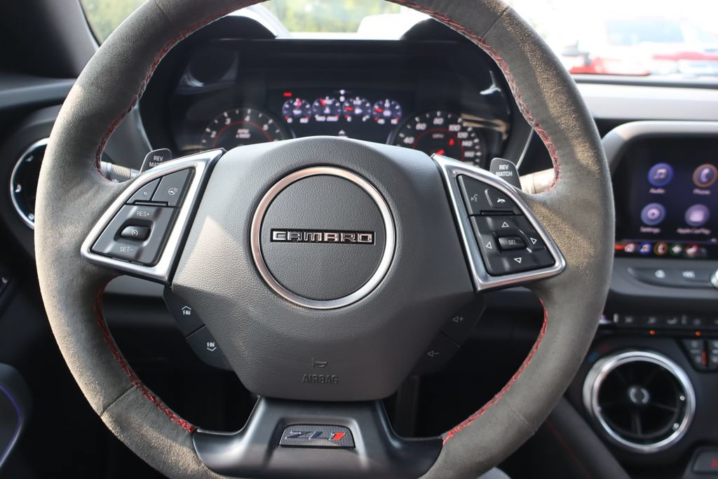 Used 2022 Chevrolet Camaro ZL1 RWD image 10