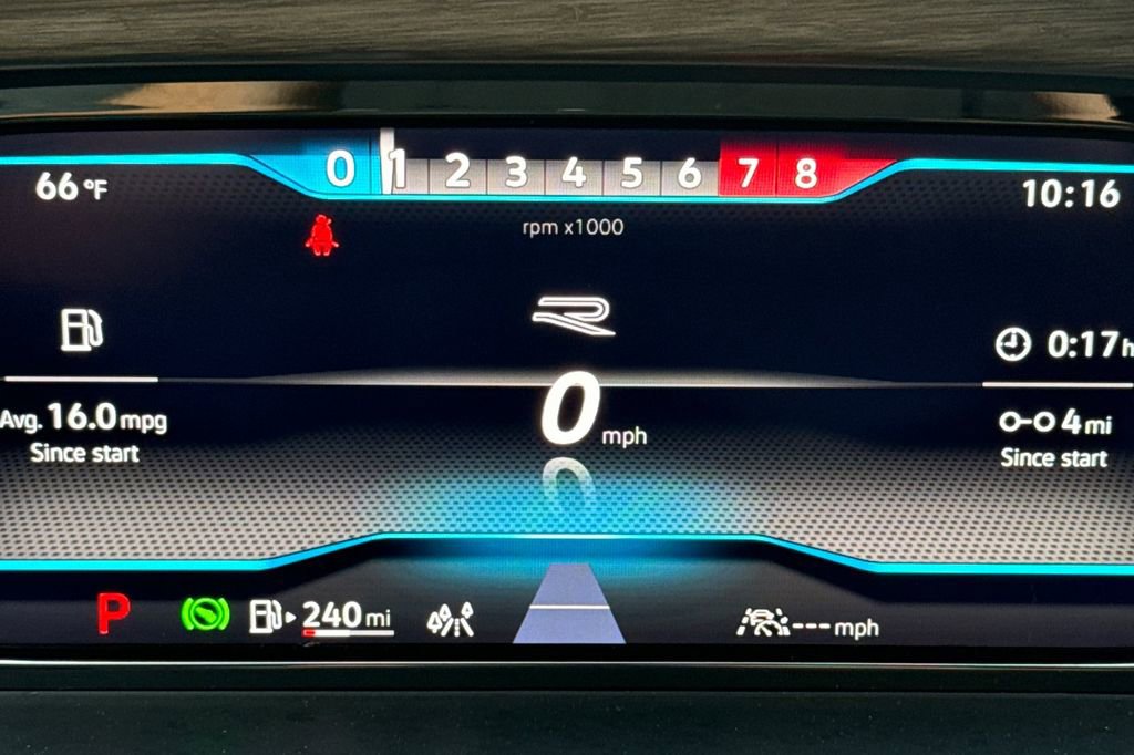 Used 2024 Volkswagen Atlas SEL Premium R-Line image 27