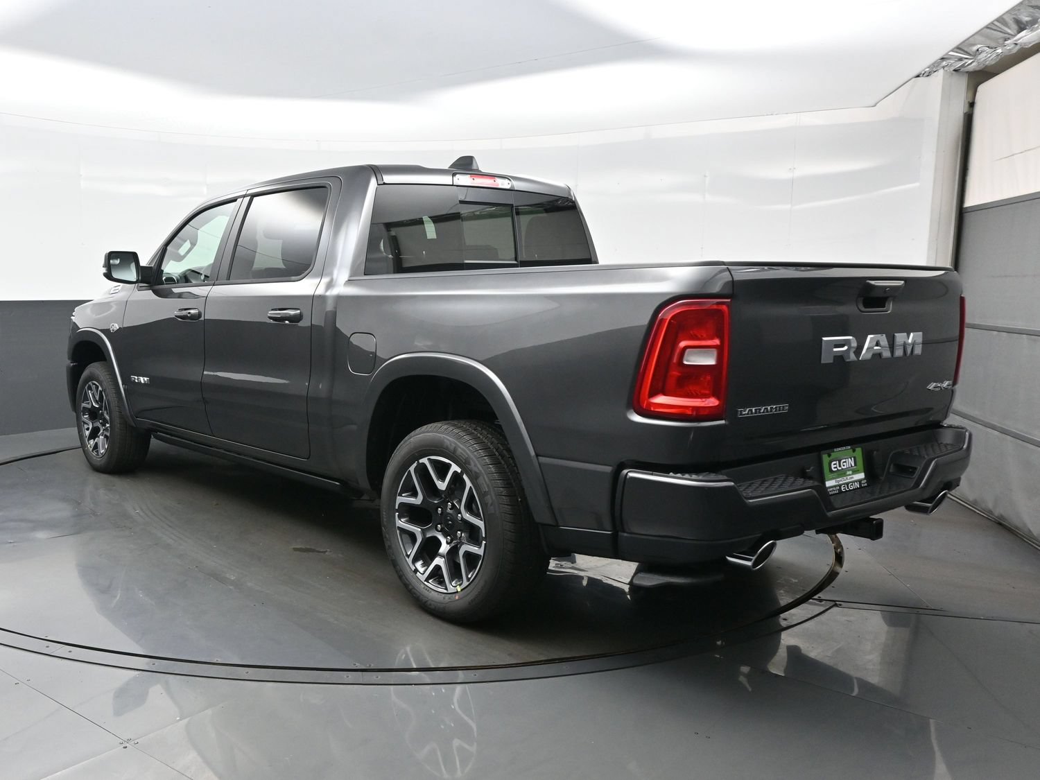 New 2027 RAM 1500 Laramie w/ Laramie Preferred Package AWD/4WD image 5