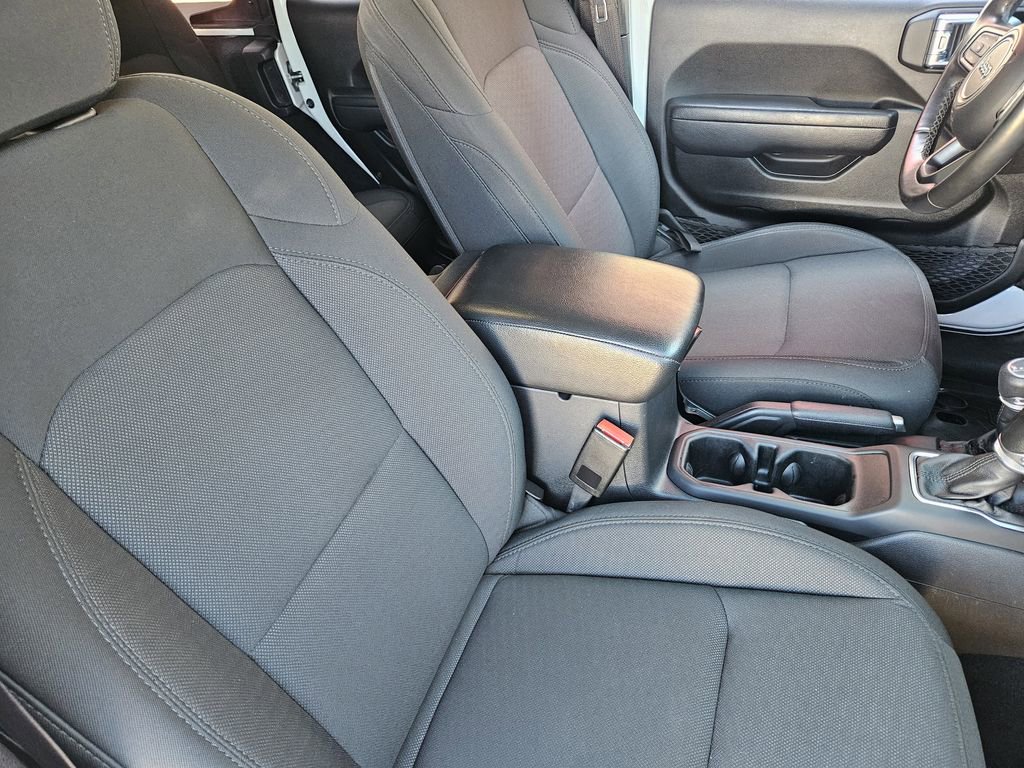 Used 2022 Jeep Wrangler Unlimited Sport image 12